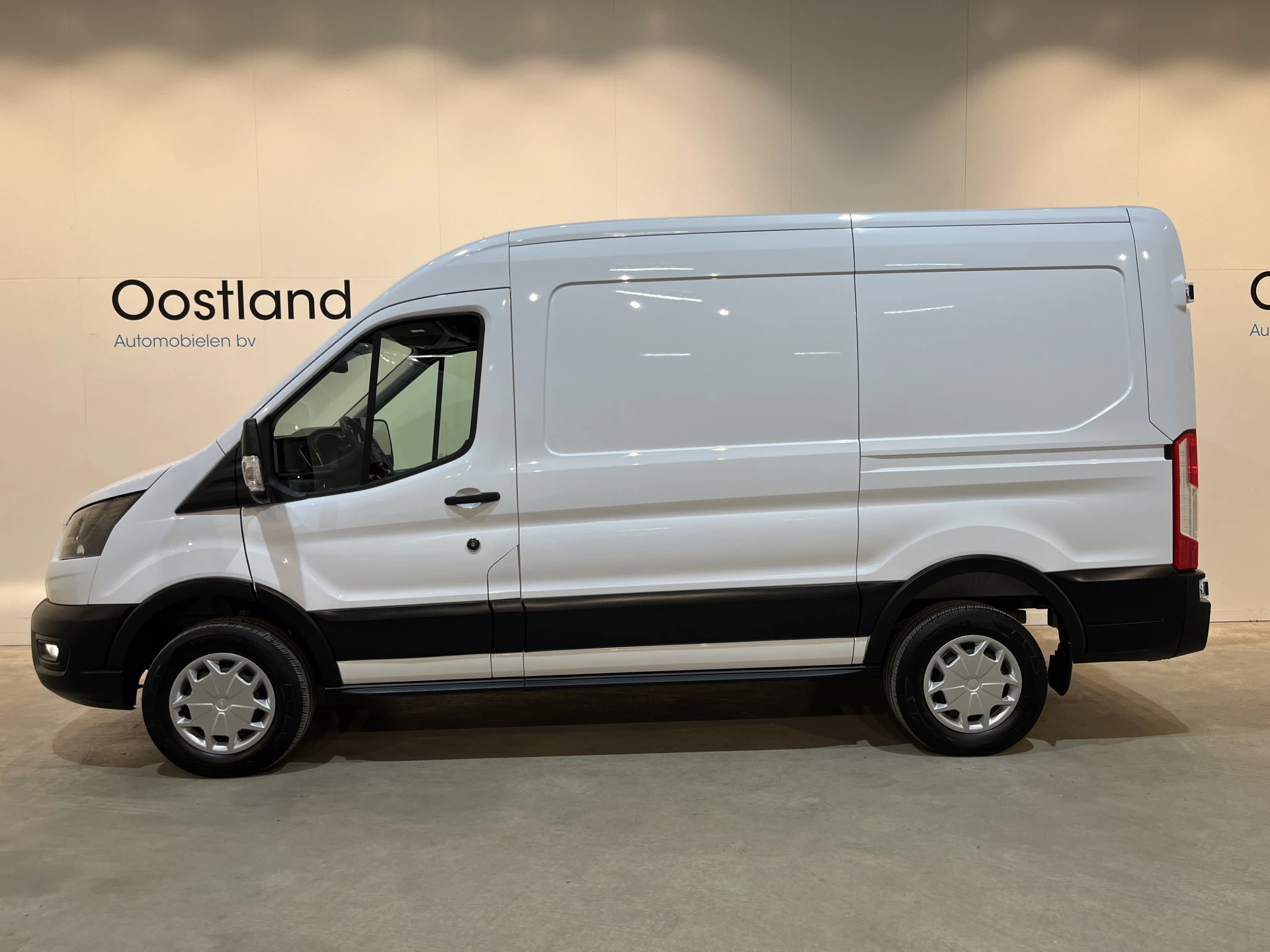 Hoofdafbeelding Ford E-Transit
