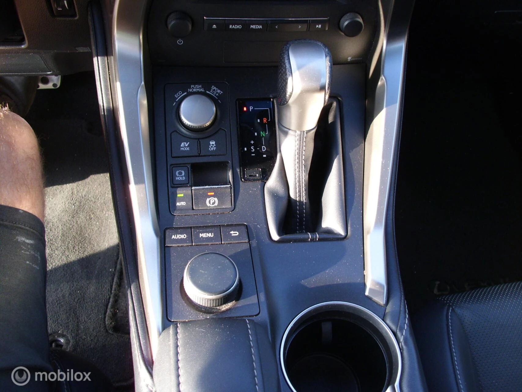 Hoofdafbeelding Lexus NX