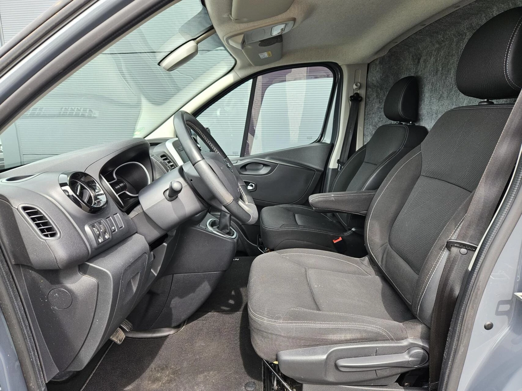 Hoofdafbeelding Nissan NV300