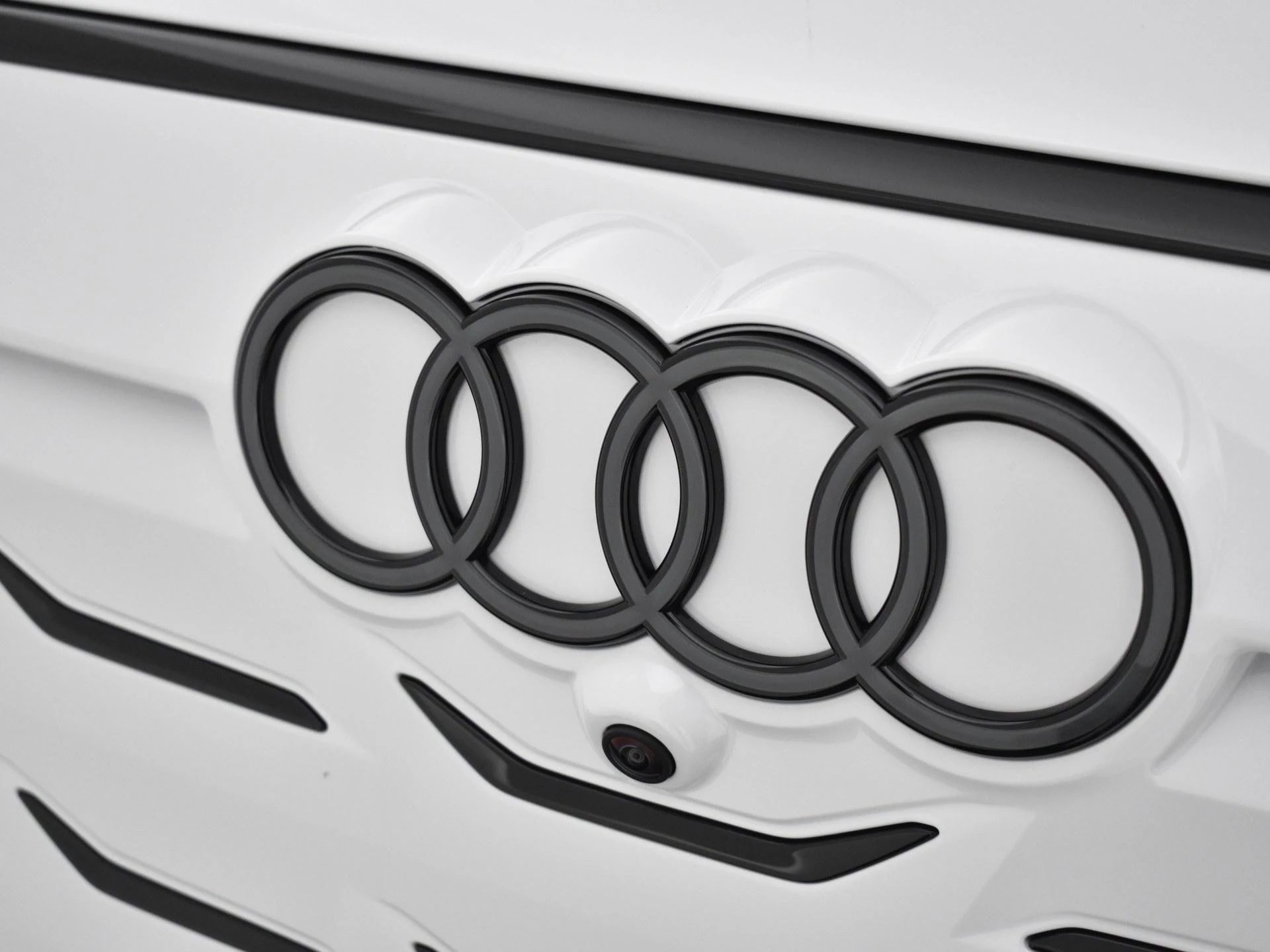 Hoofdafbeelding Audi A6 Avant e-tron