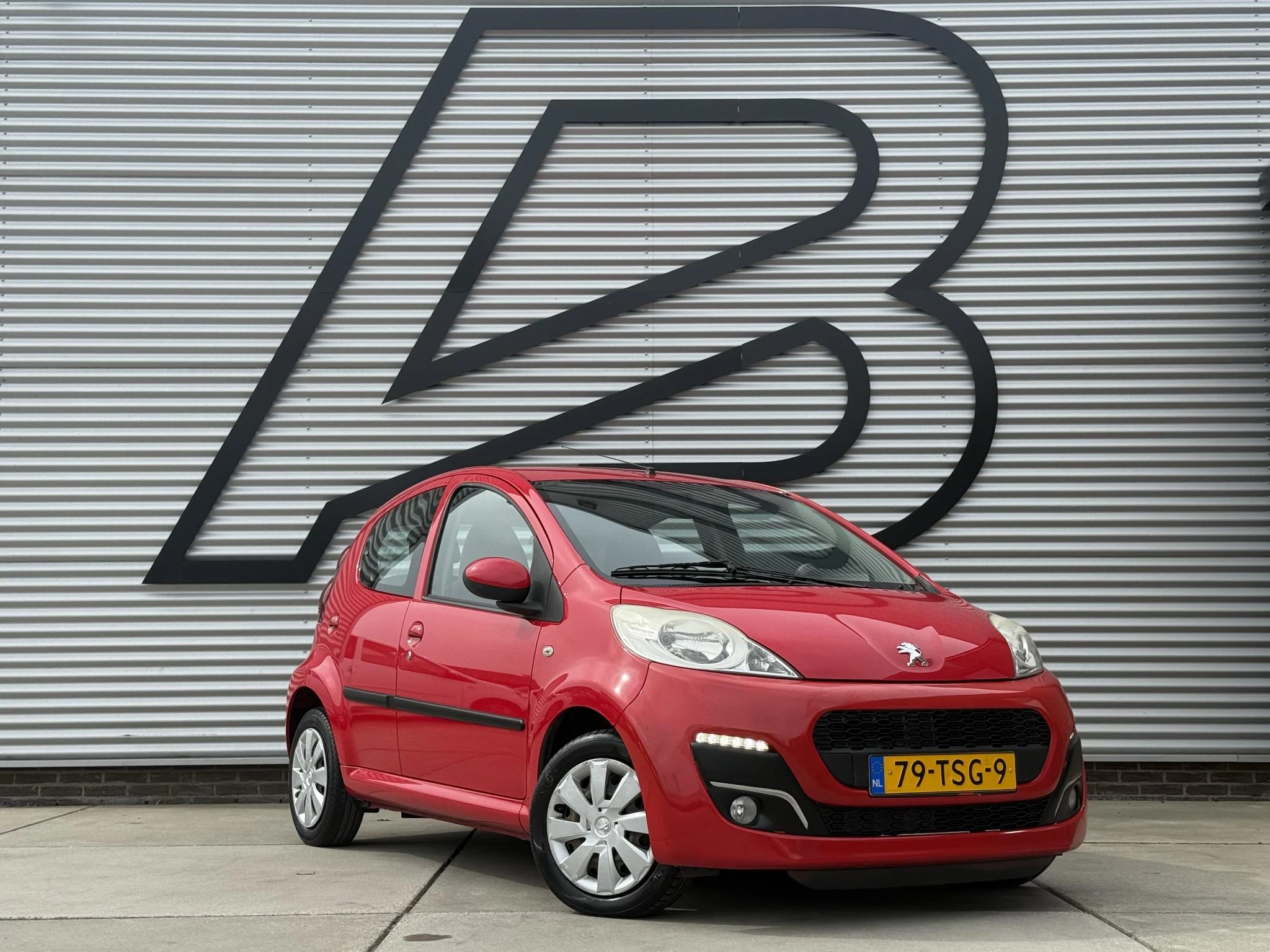 Hoofdafbeelding Peugeot 107