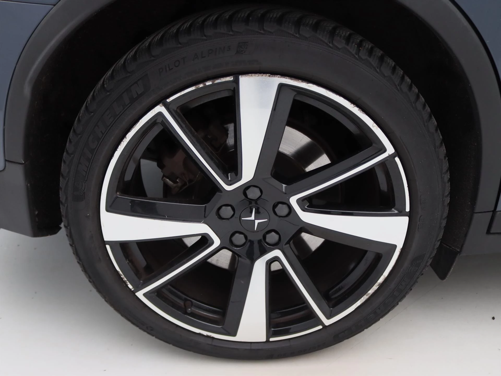 Hoofdafbeelding Polestar 2