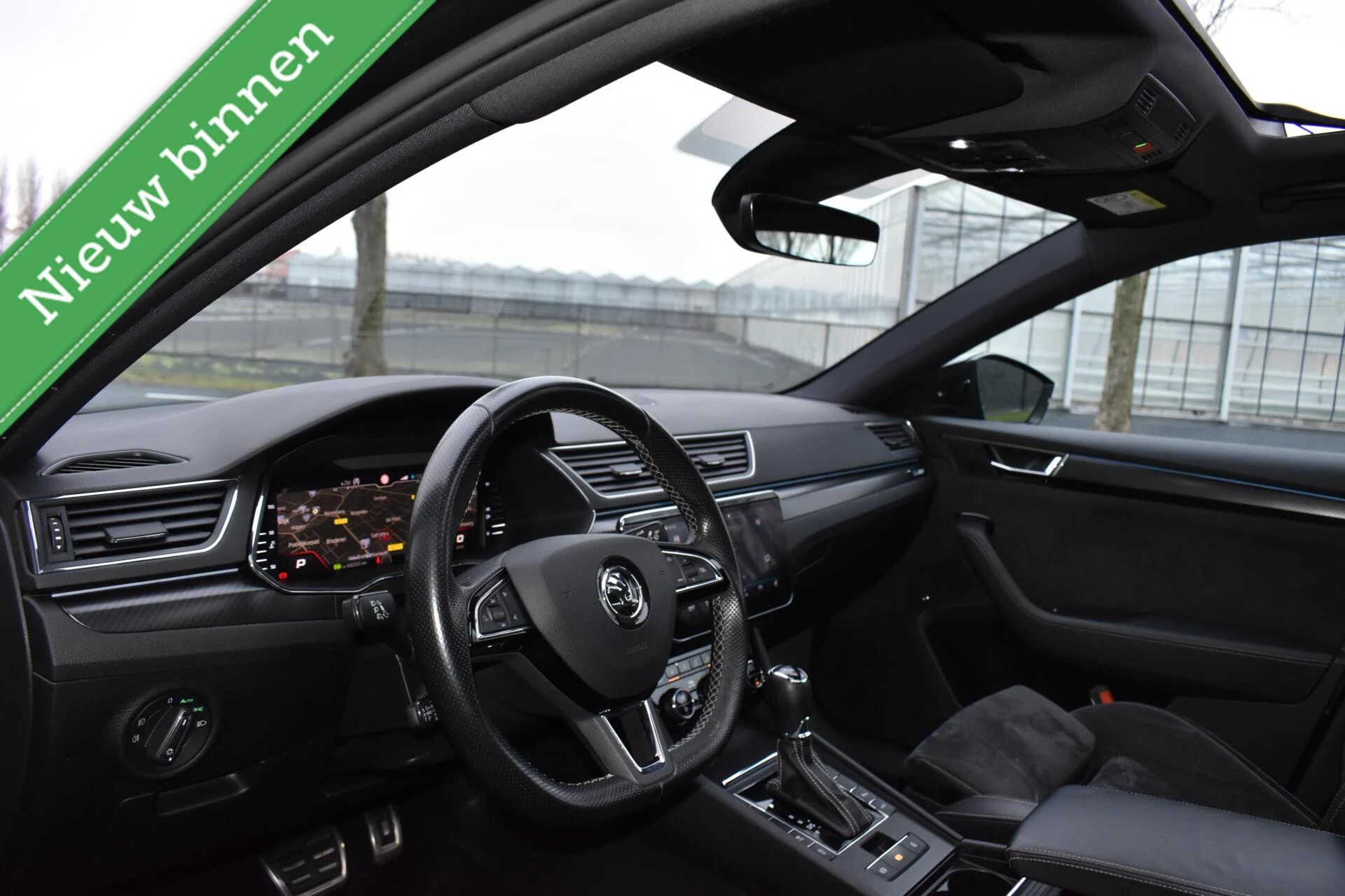 Hoofdafbeelding Škoda Superb