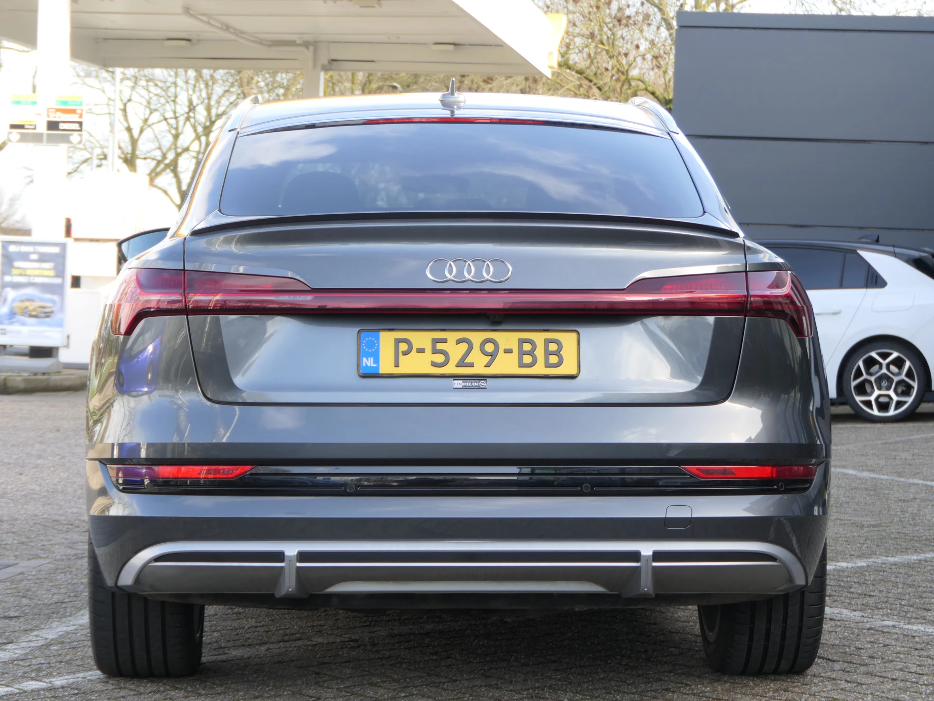 Hoofdafbeelding Audi e-tron