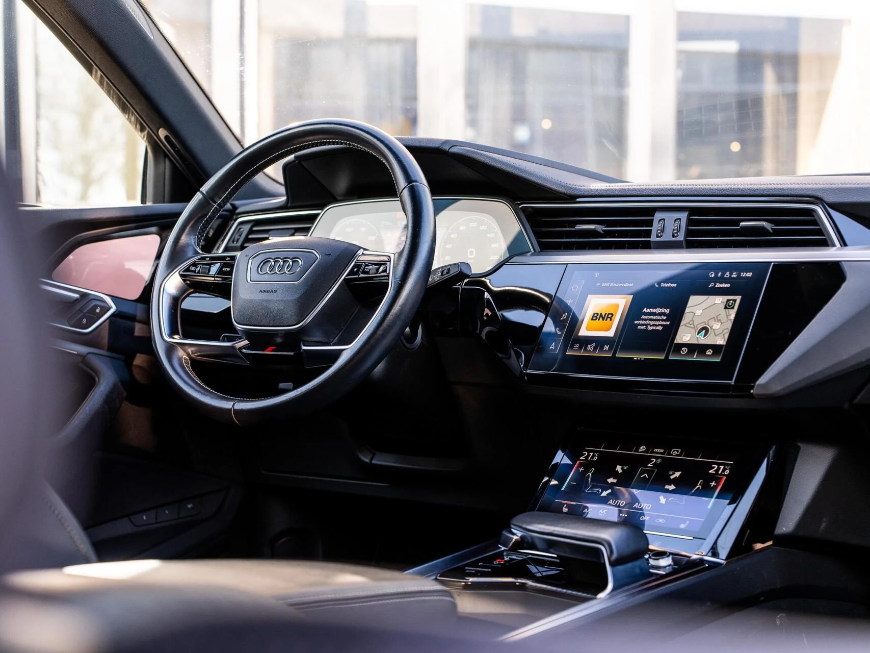 Hoofdafbeelding Audi e-tron