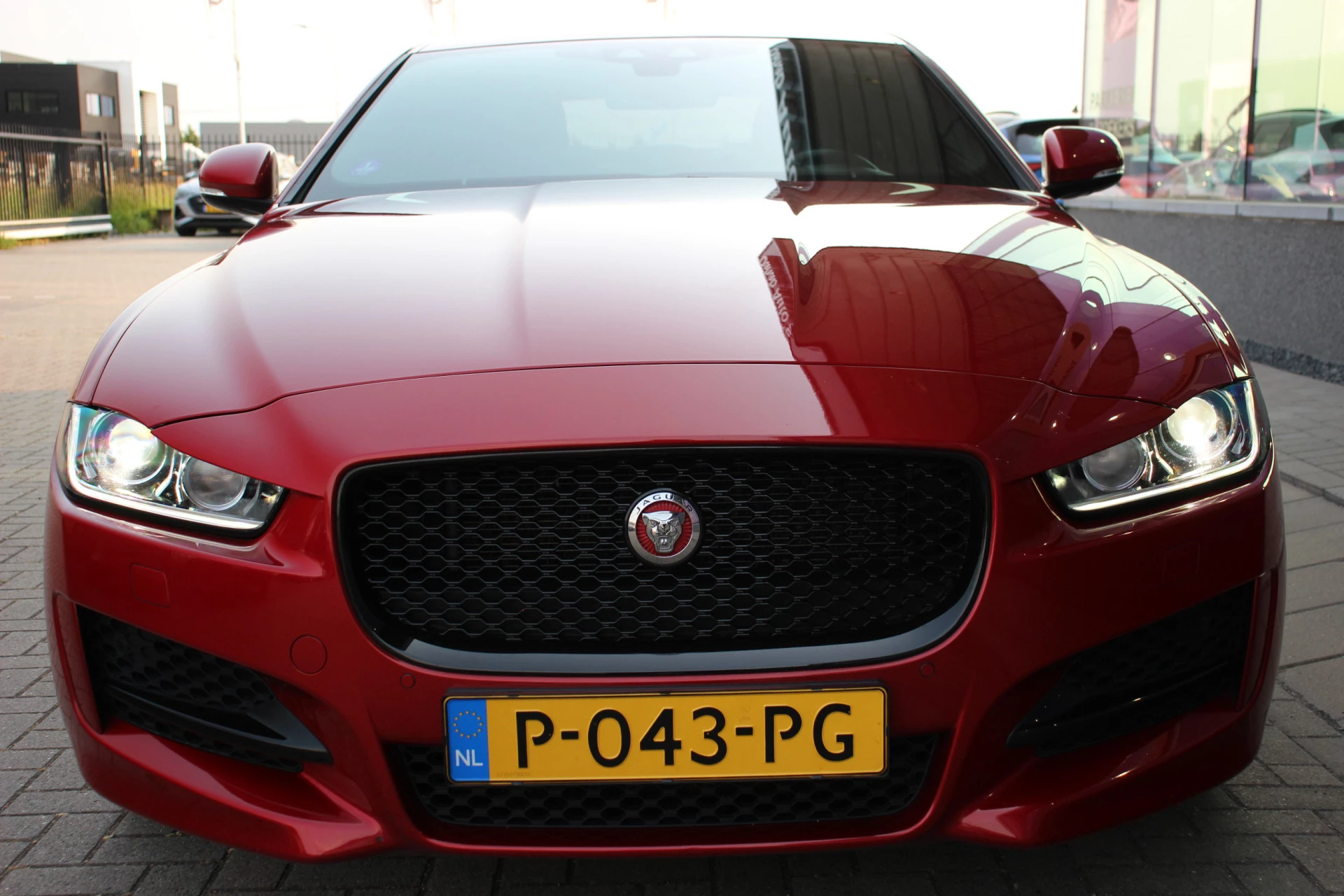 Hoofdafbeelding Jaguar XE