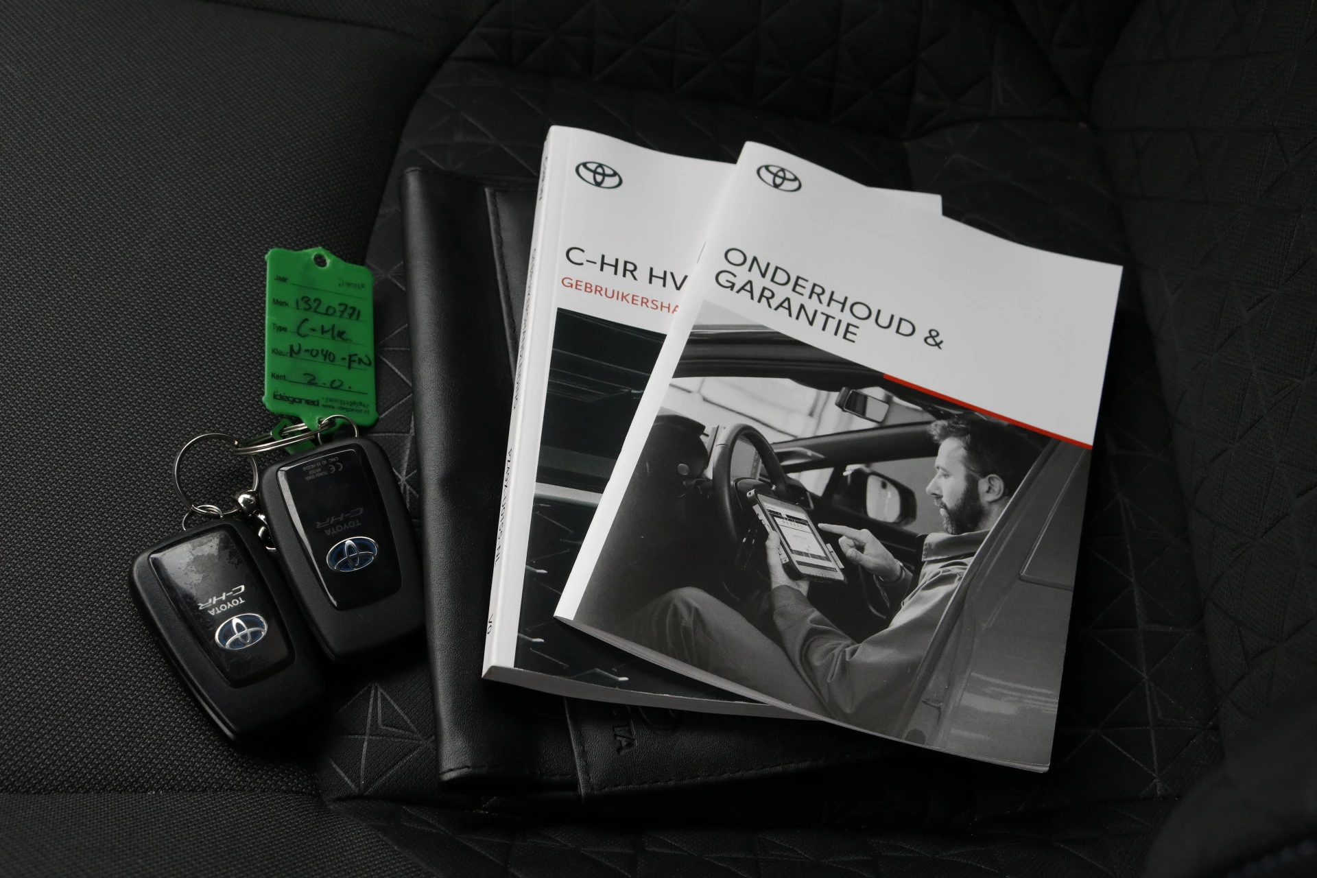 Hoofdafbeelding Toyota C-HR