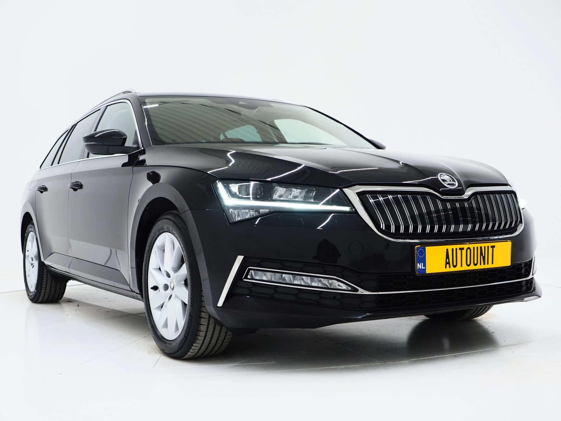 Hoofdafbeelding Škoda Superb