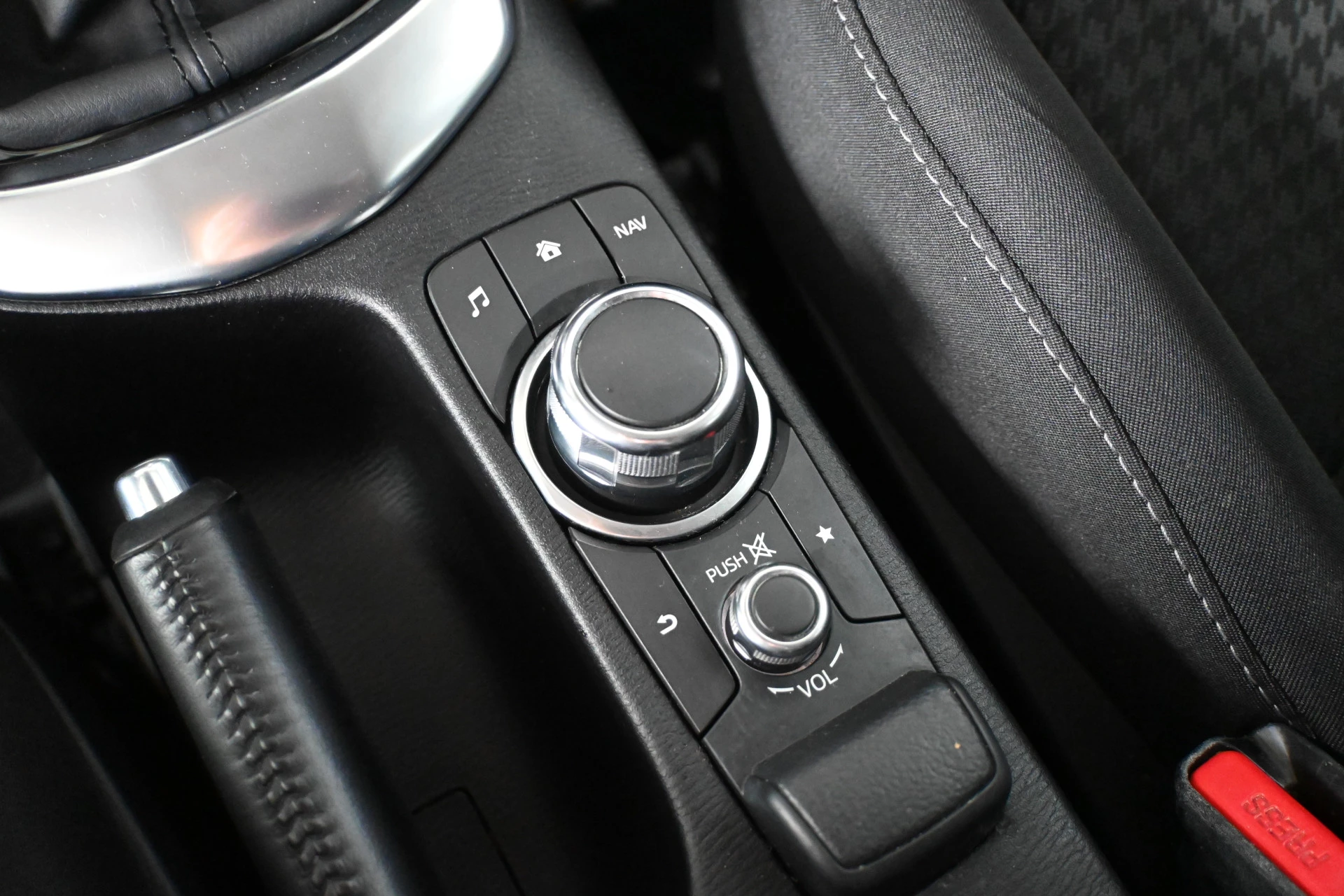 Hoofdafbeelding Mazda 2