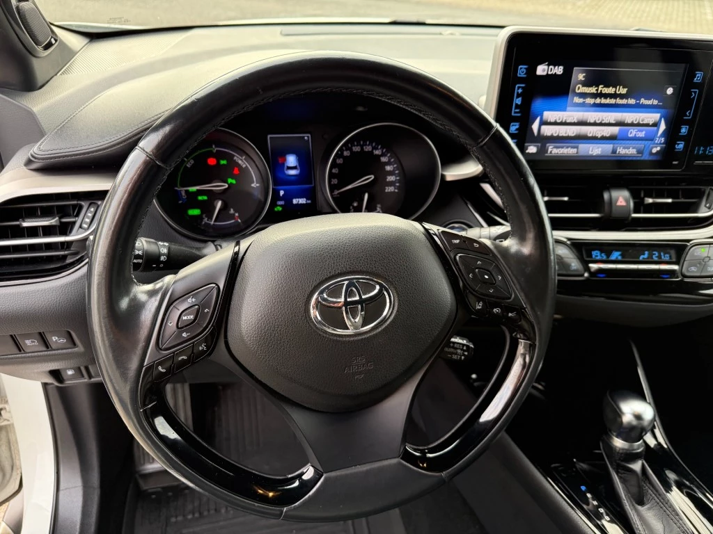 Hoofdafbeelding Toyota C-HR