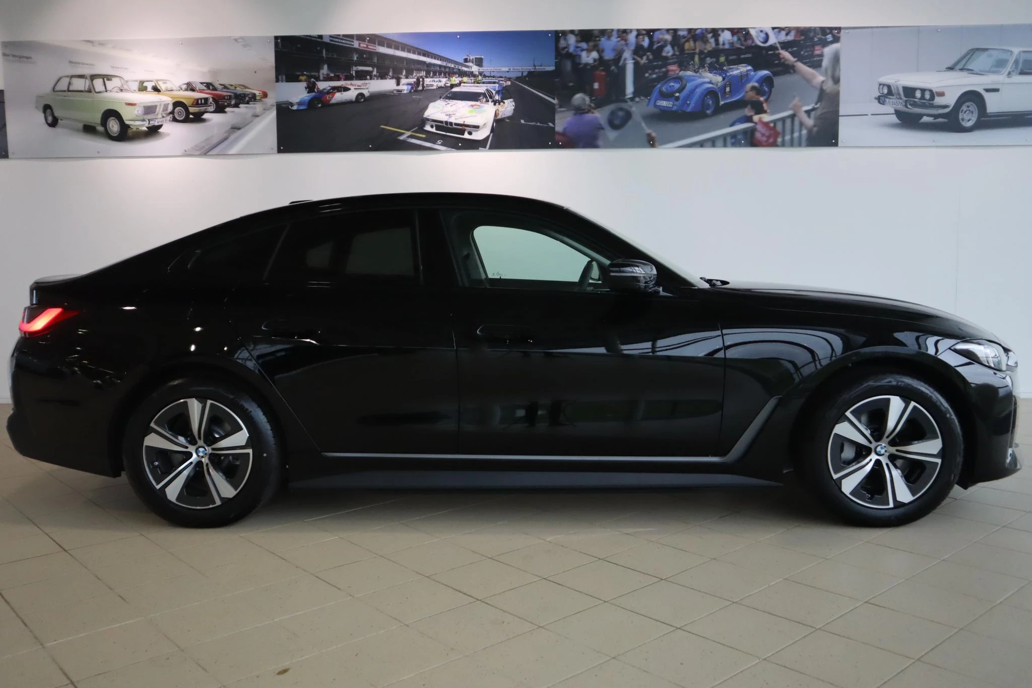 Hoofdafbeelding BMW i4