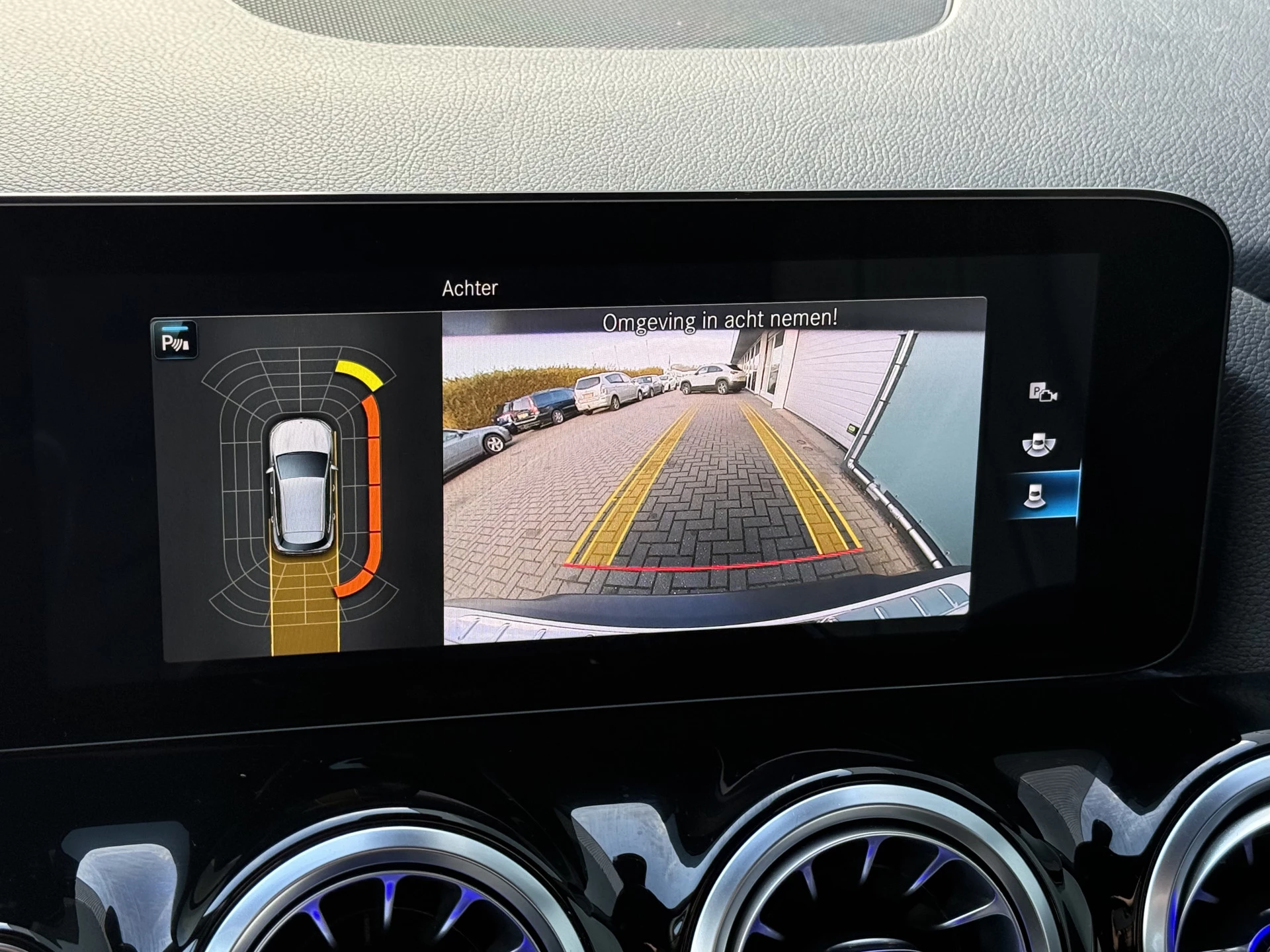 Hoofdafbeelding Mercedes-Benz EQA