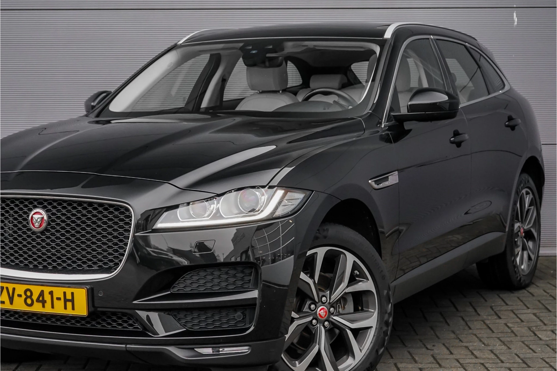 Hoofdafbeelding Jaguar F-PACE