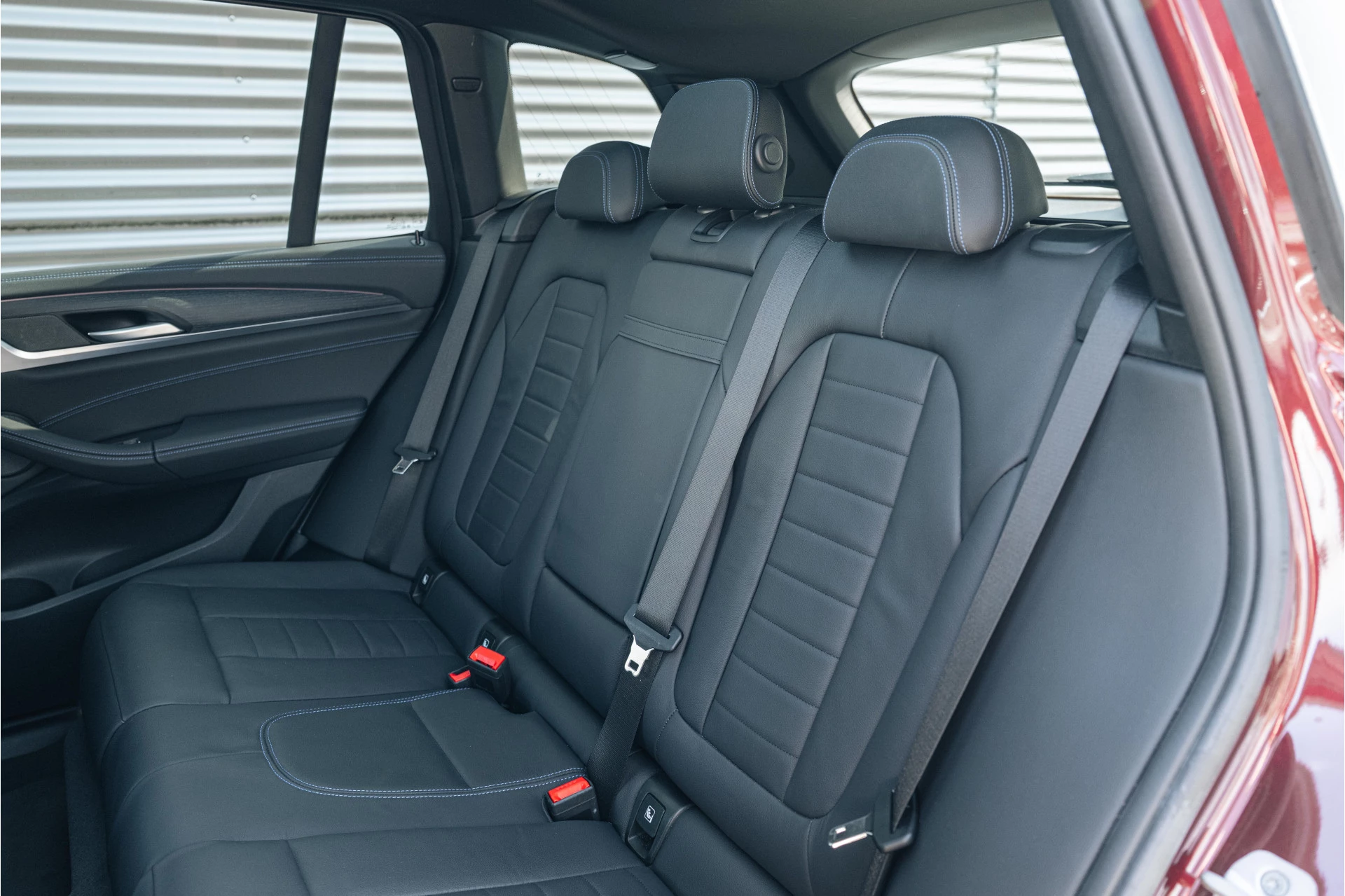 Hoofdafbeelding BMW iX3