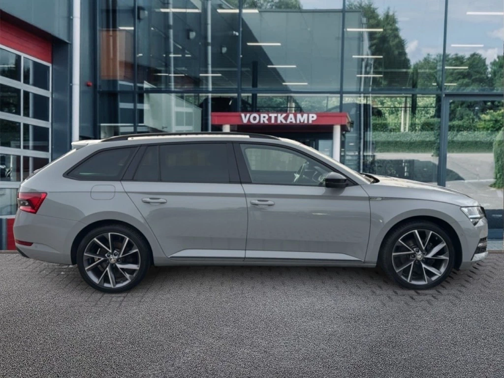 Hoofdafbeelding Škoda Superb