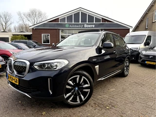 Hoofdafbeelding BMW iX3 BMW iX3 Executive 80 kWh SOH 97.2%,  Panoramadak, Camera, Carplay/Android