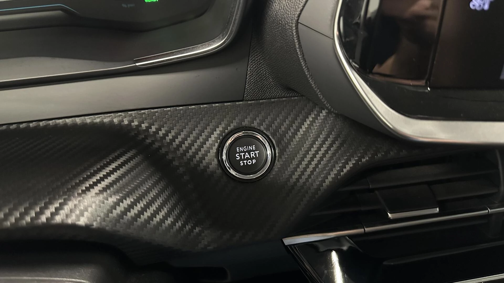 Hoofdafbeelding Peugeot e-208