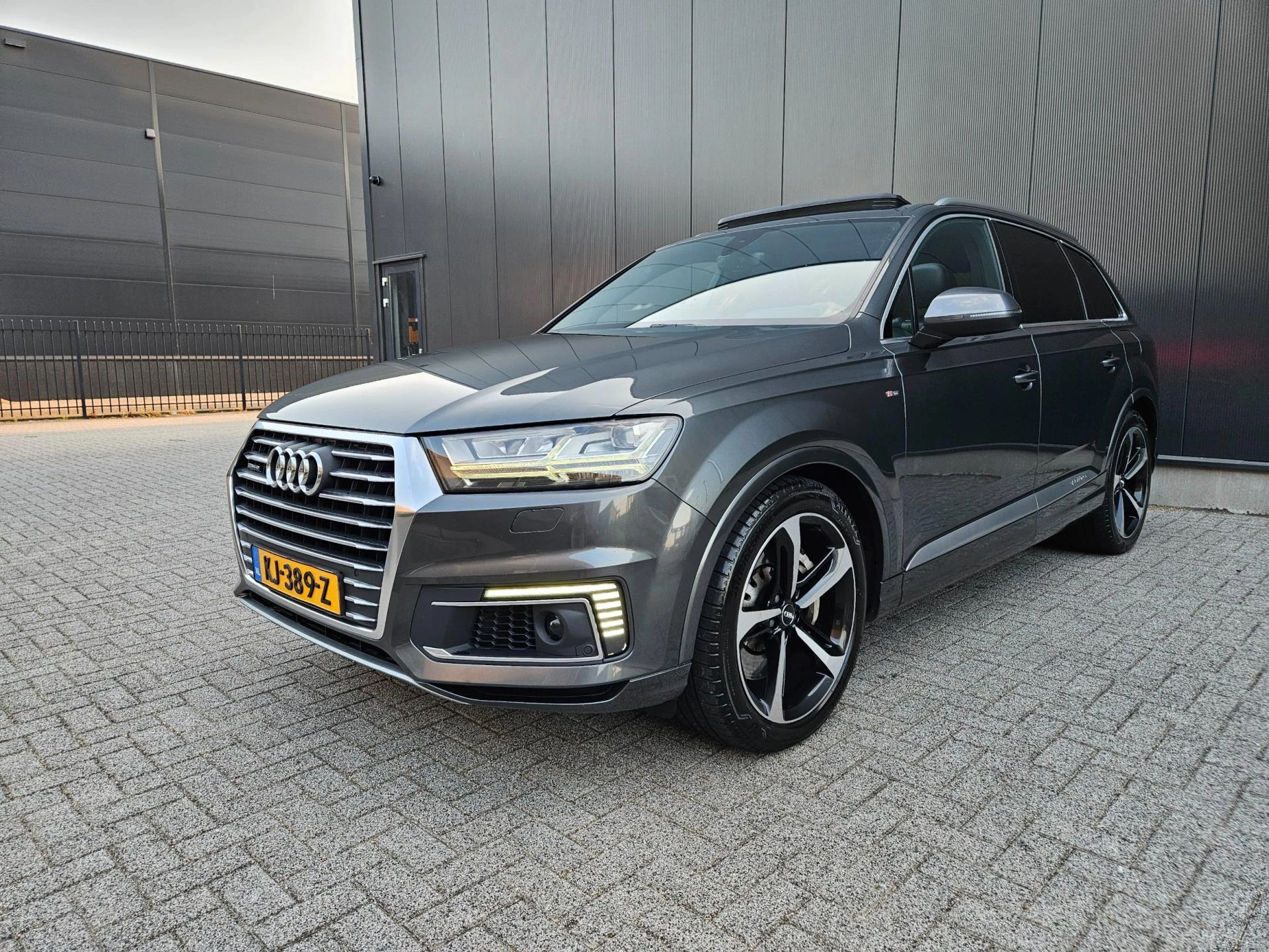 Hoofdafbeelding Audi Q7