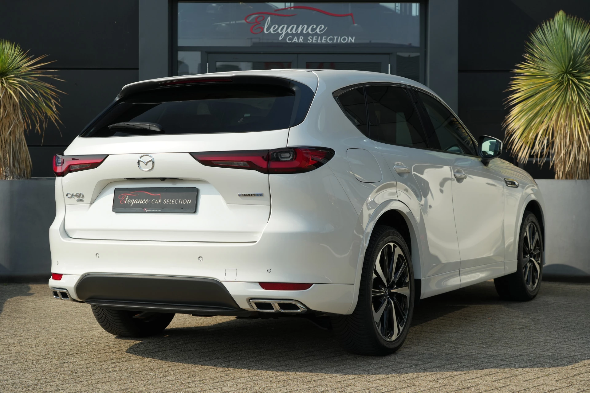 Hoofdafbeelding Mazda CX-60