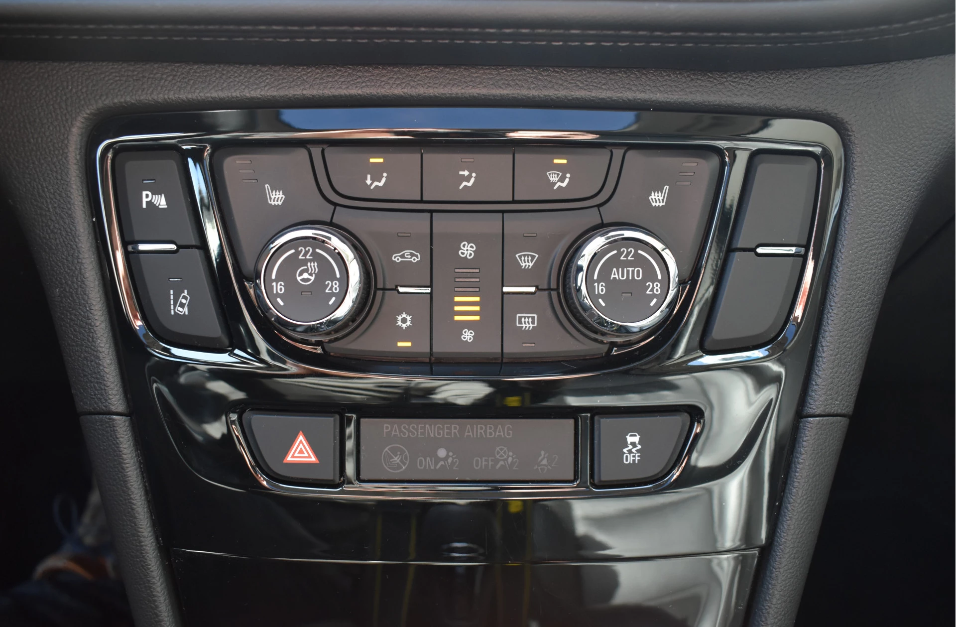 Hoofdafbeelding Opel Mokka X