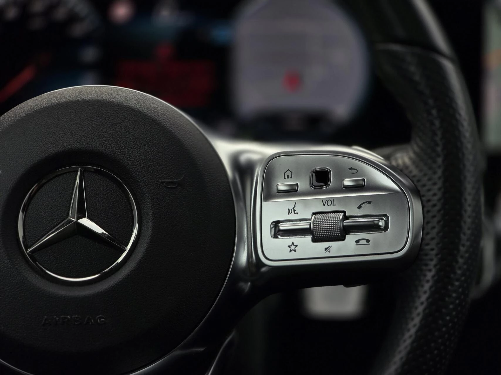 Hoofdafbeelding Mercedes-Benz EQA