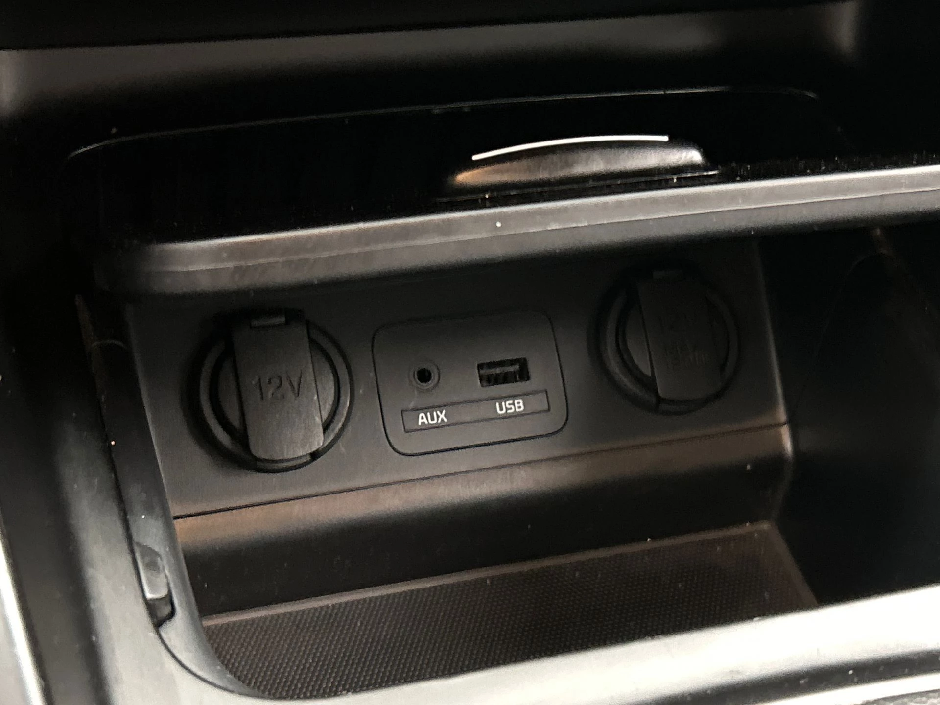 Hoofdafbeelding Kia Carens