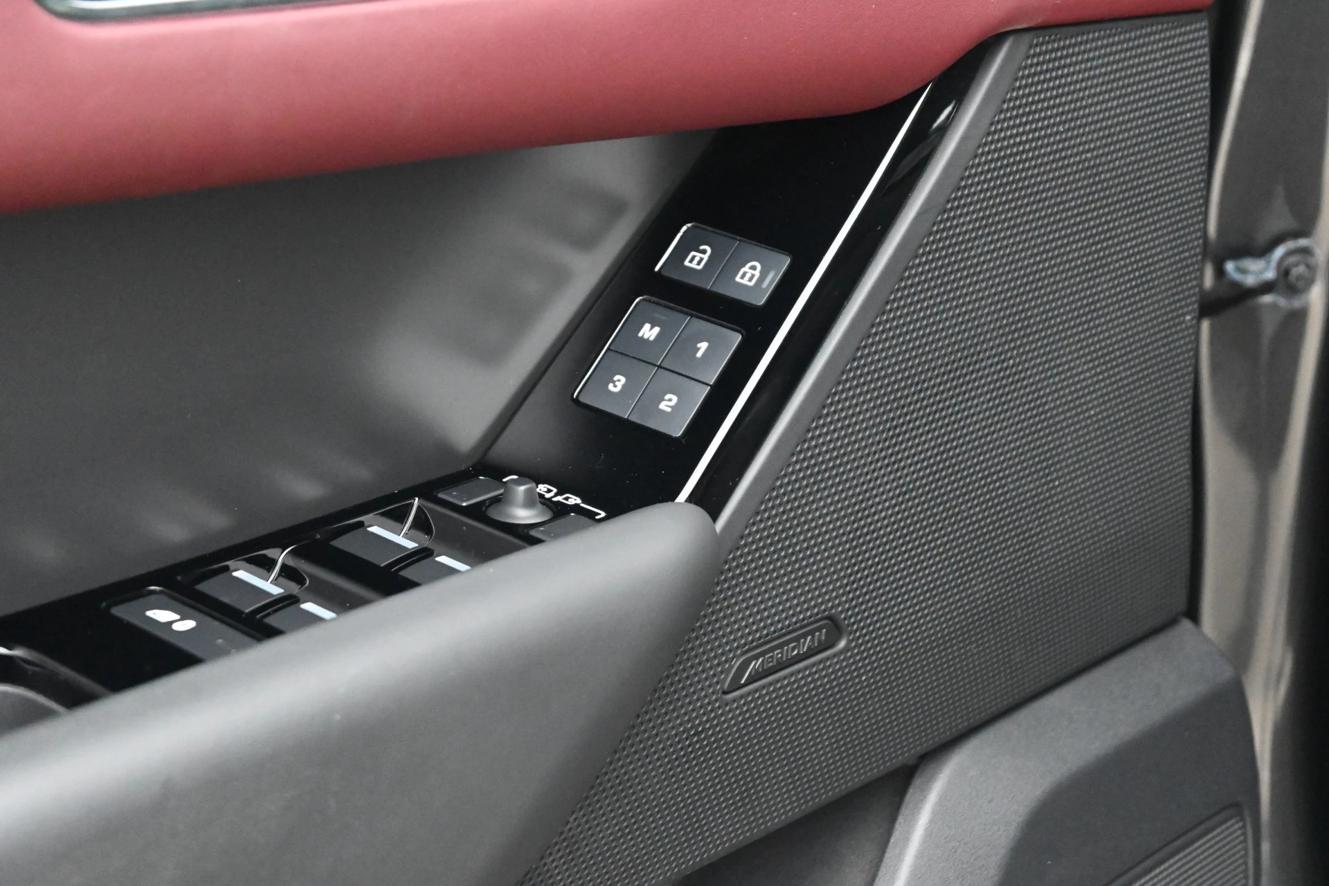 Hoofdafbeelding Land Rover Range Rover Velar