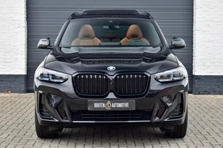 Hoofdafbeelding BMW X3 BMW X3 XDrive30e High Executive | M-Stoelen | Laser | Pano | 360° cam |