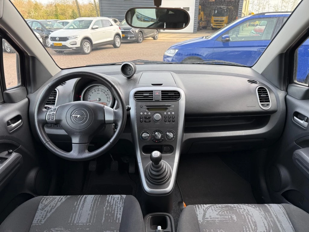 Hoofdafbeelding Opel Agila