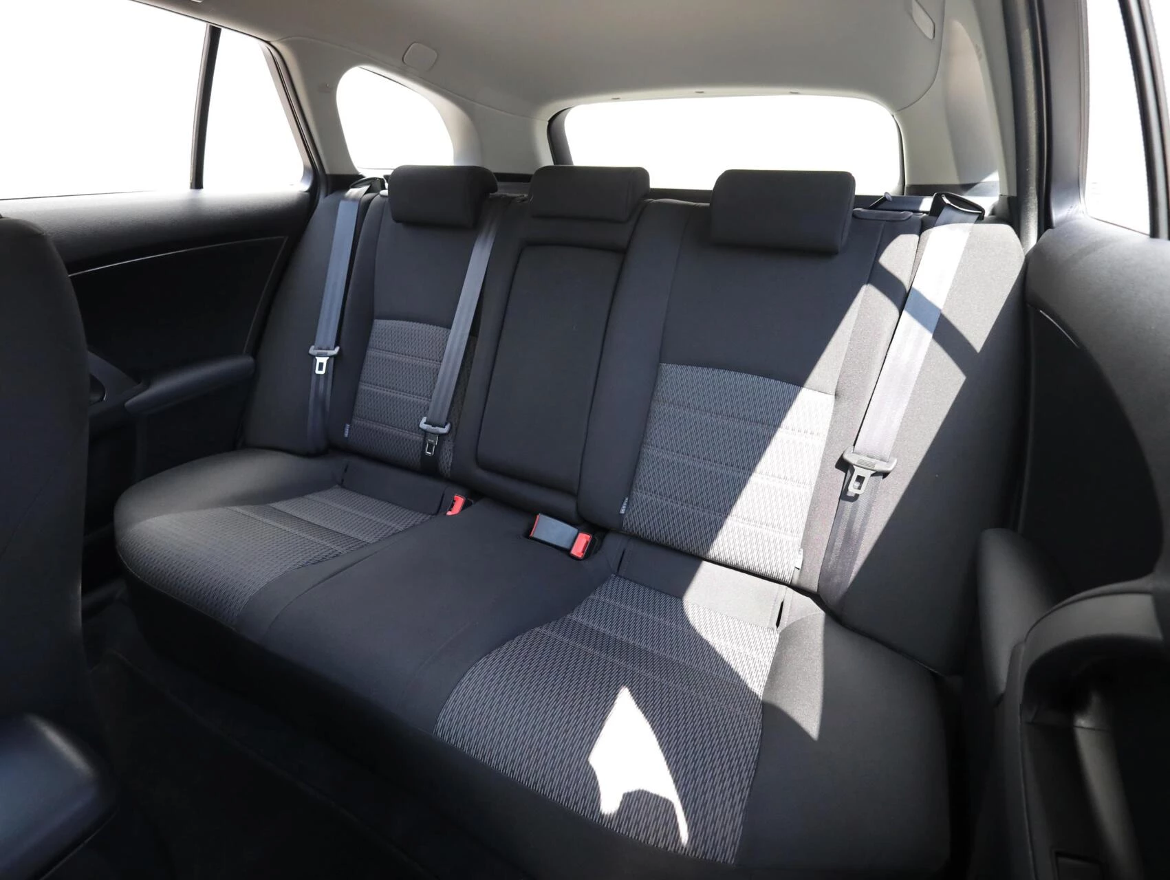 Hoofdafbeelding Toyota Avensis