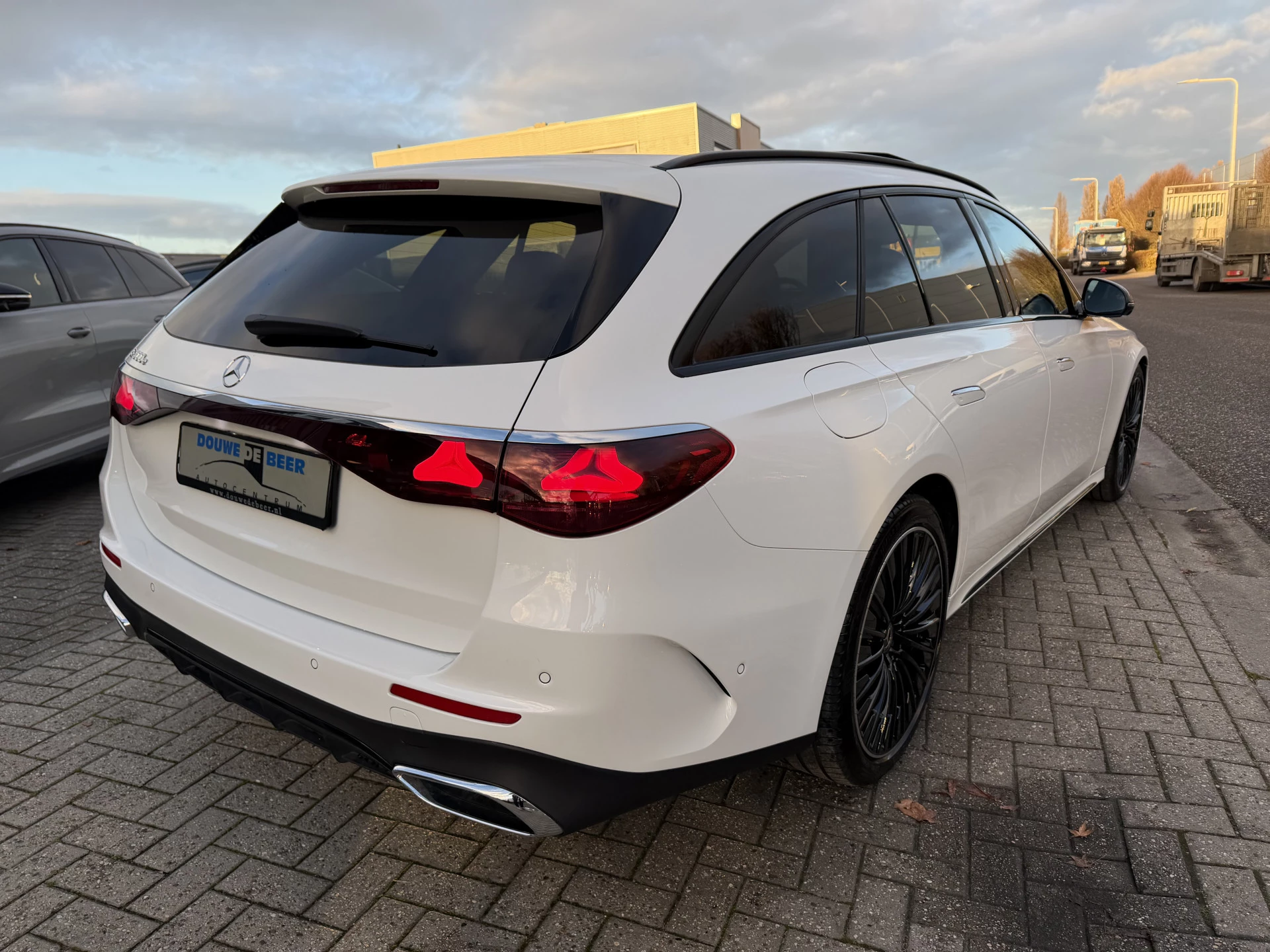 Hoofdafbeelding Mercedes-Benz E-Klasse