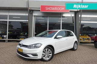 Hoofdafbeelding Volkswagen Golf Volkswagen Golf 1.0 TSI COMFORTLINE BUSINESS DSG Trekhaak New Distri (All-in prijs)