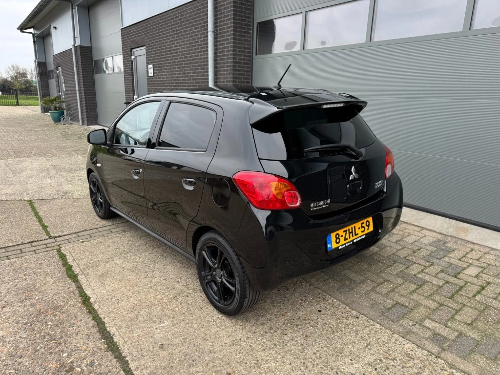 Hoofdafbeelding Mitsubishi Space Star