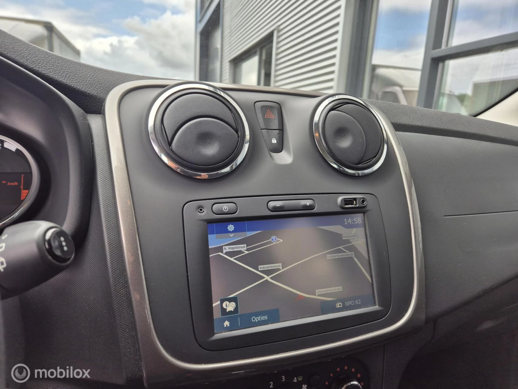 Hoofdafbeelding Dacia Logan