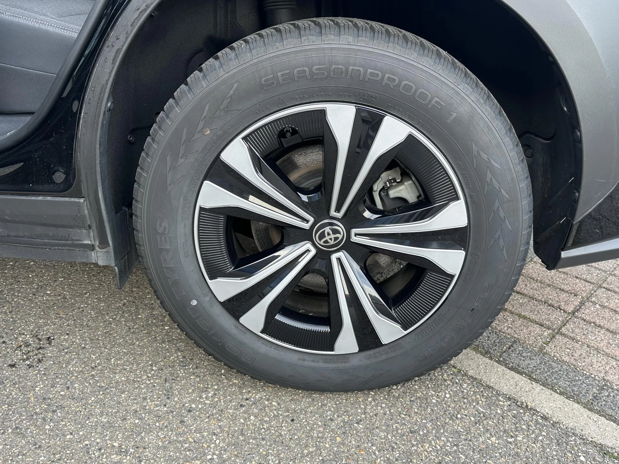 Hoofdafbeelding Toyota bZ4X