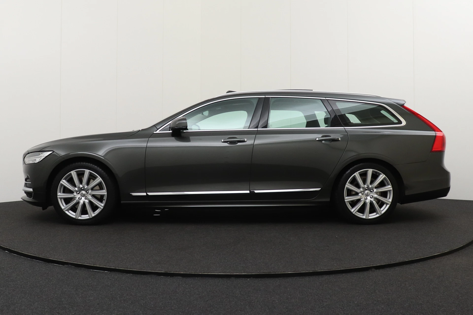 Hoofdafbeelding Volvo V90