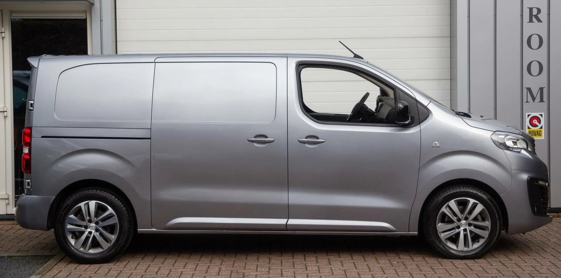 Hoofdafbeelding Peugeot e-Expert