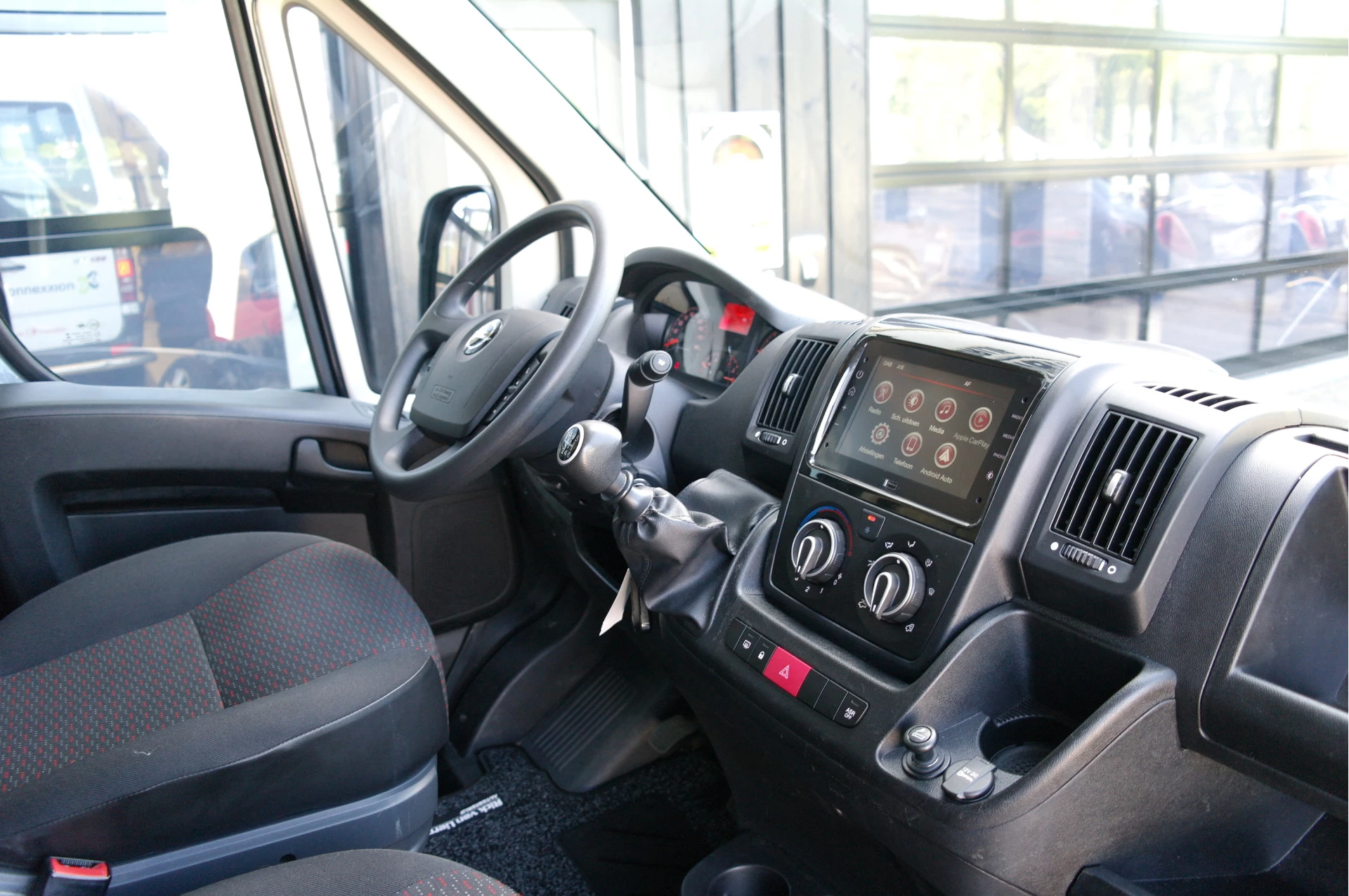Hoofdafbeelding Opel Movano