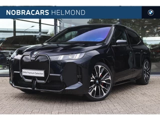 BMW iX xDrive45 M Sport / Panoramadak / Trekhaak / Stoelventilatie / Soft-Close / Adaptief onderstel / Parking Assistant Professional / Adaptieve LED / Comfort Access / Harman Kardon