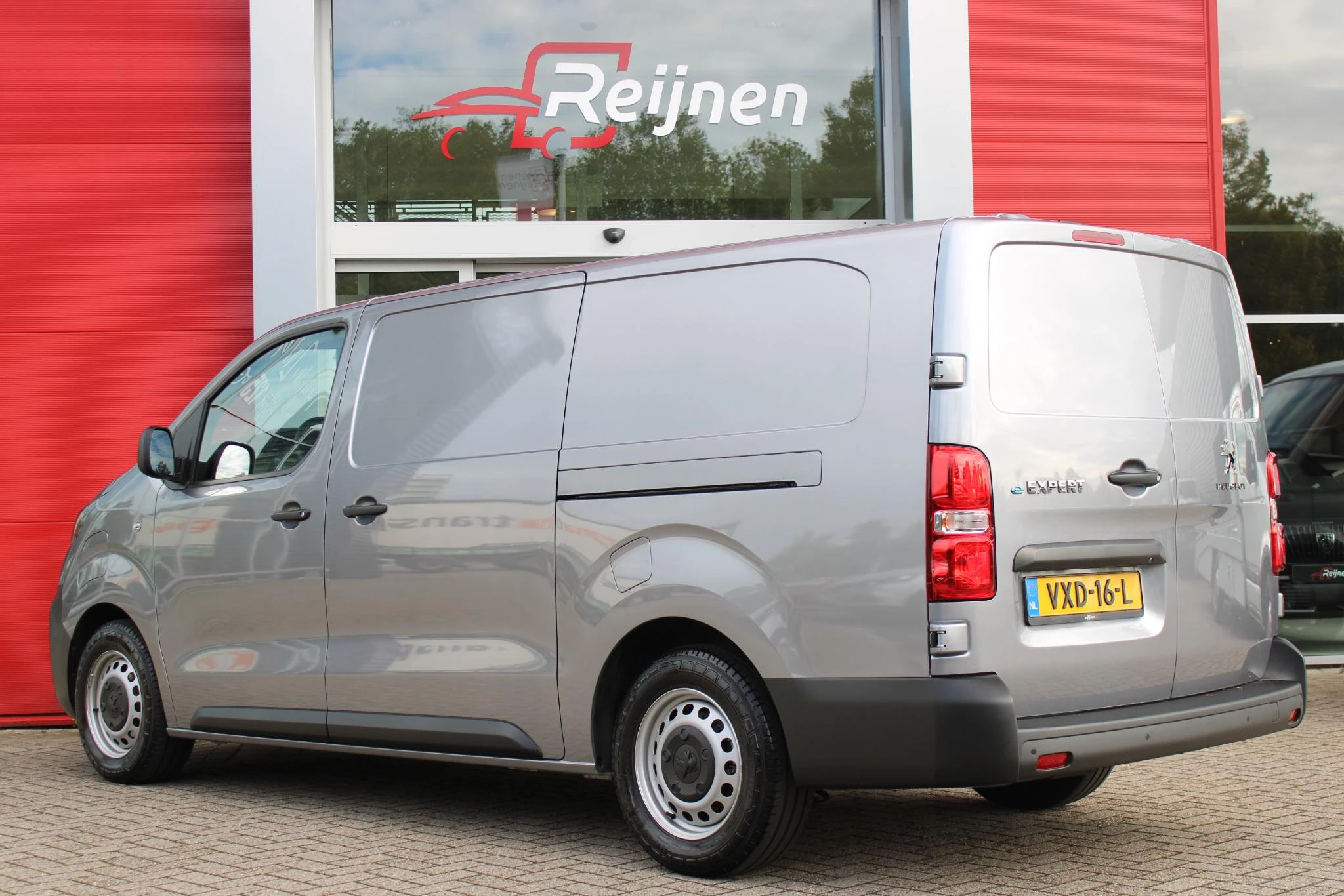 Hoofdafbeelding Peugeot e-Expert