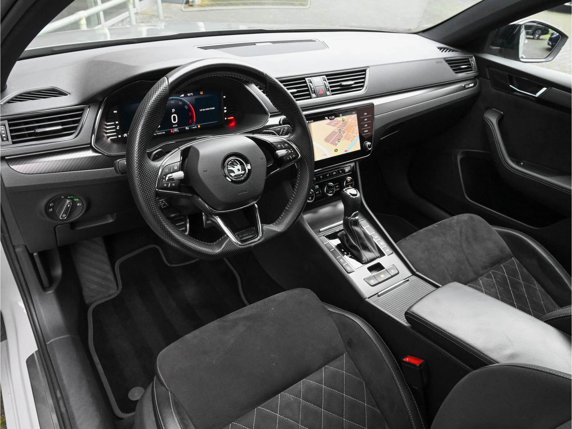 Hoofdafbeelding Škoda Superb