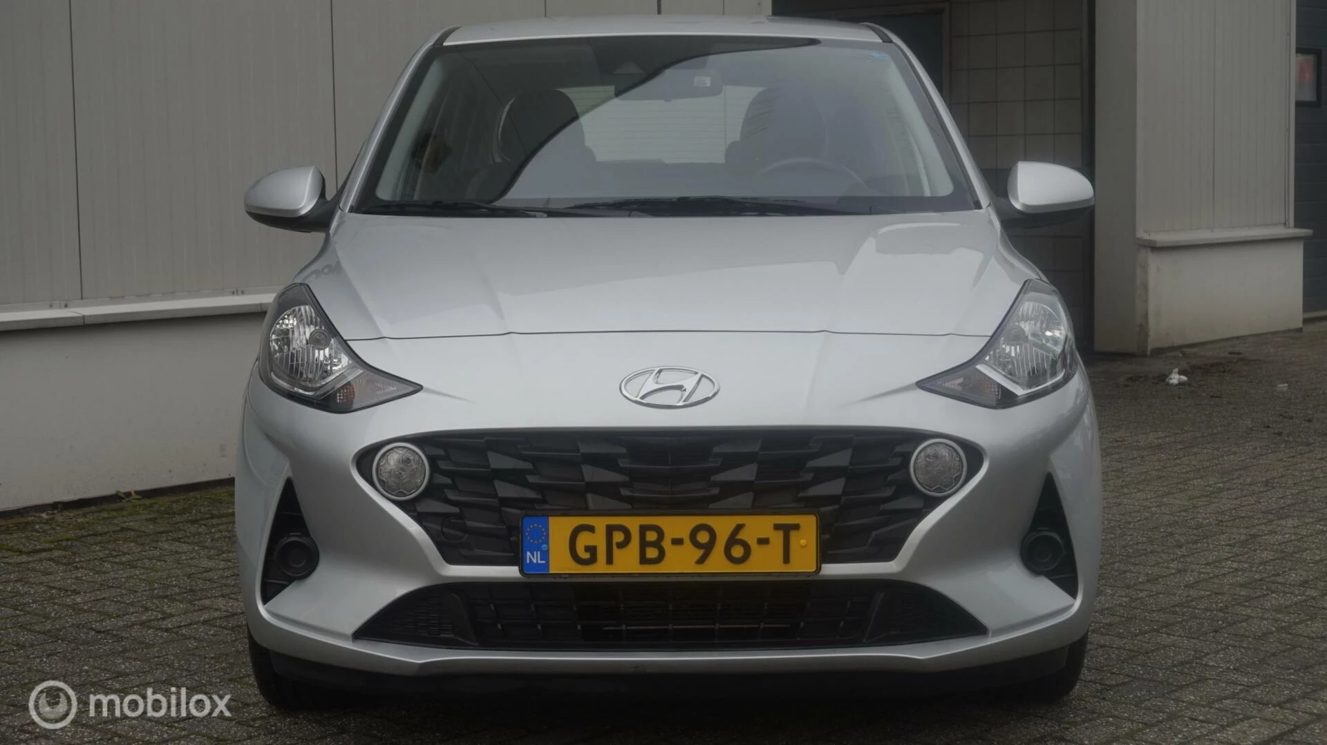 Hoofdafbeelding Hyundai i10