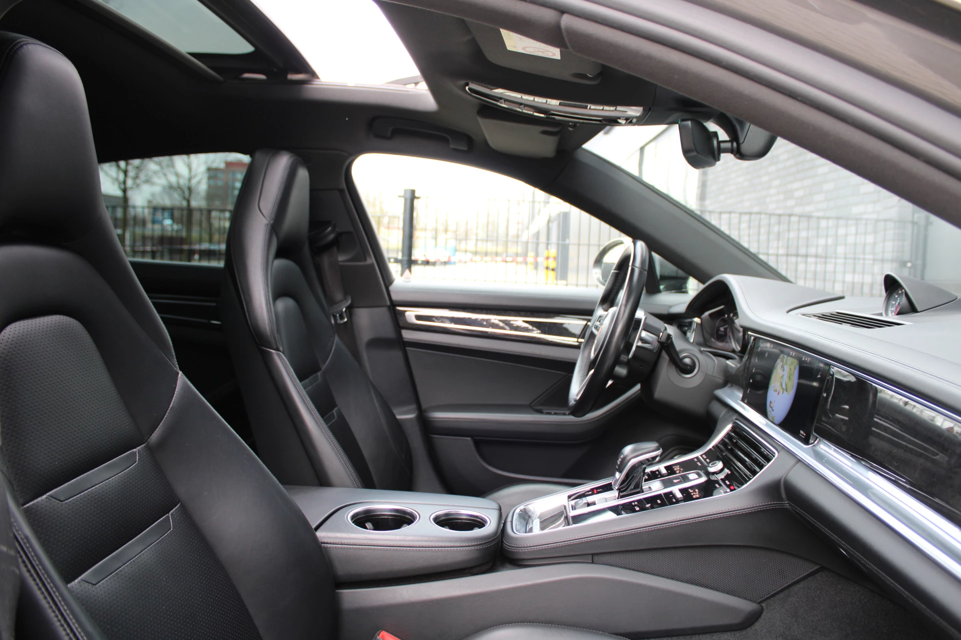 Hoofdafbeelding Porsche Panamera