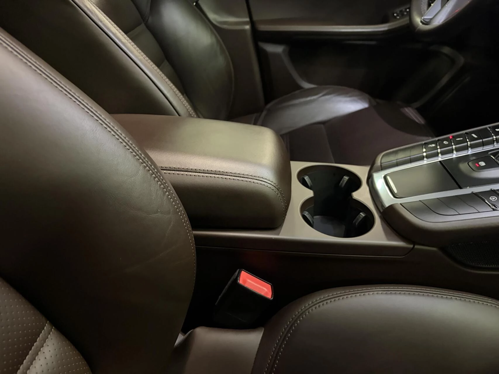 Hoofdafbeelding Porsche Macan