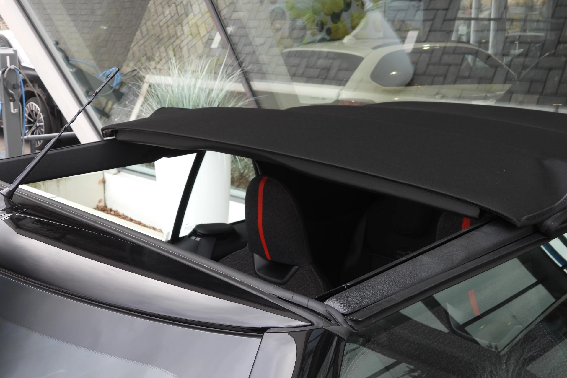 Hoofdafbeelding MINI Cooper Cabrio