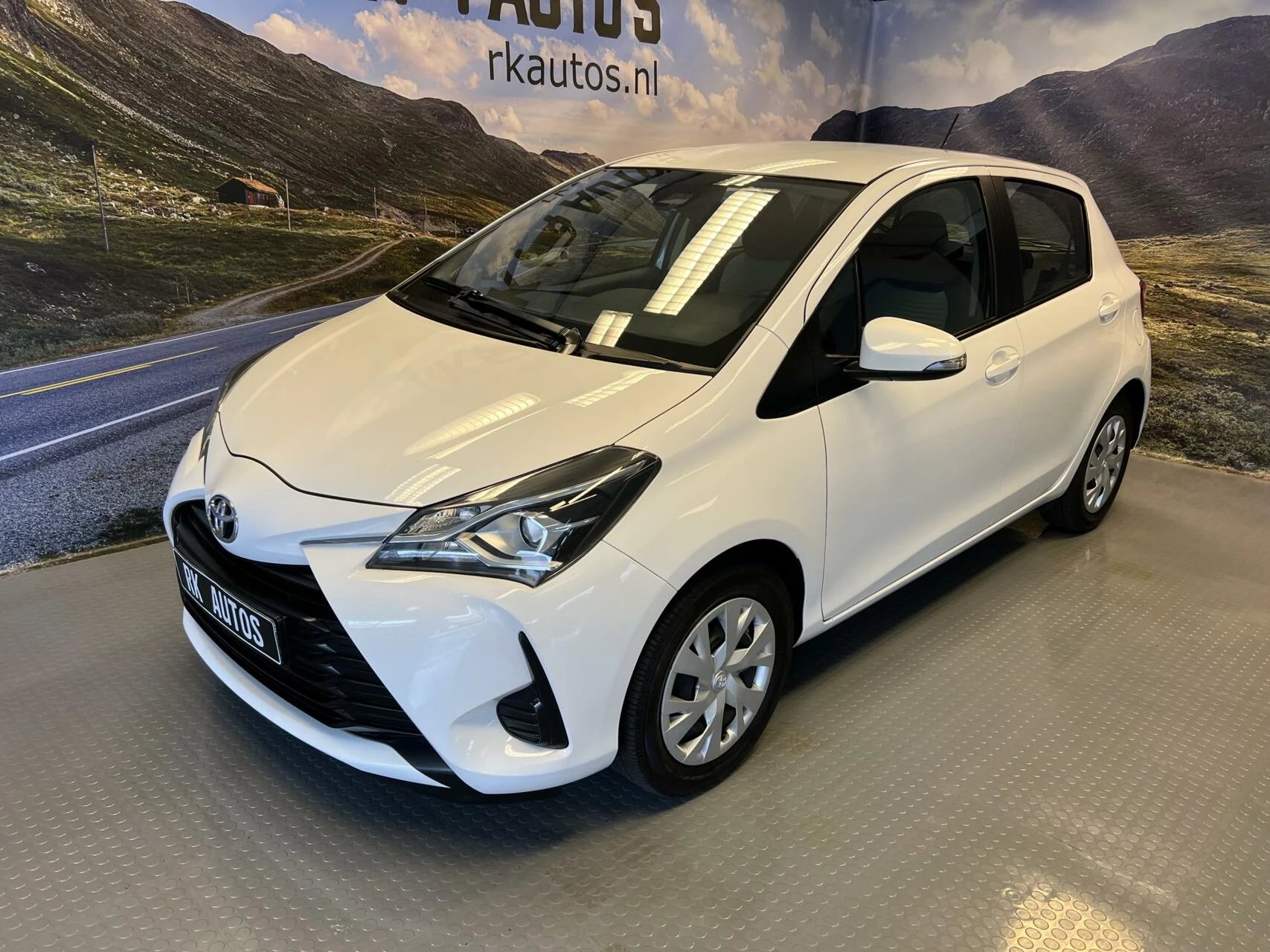 Hoofdafbeelding Toyota Yaris