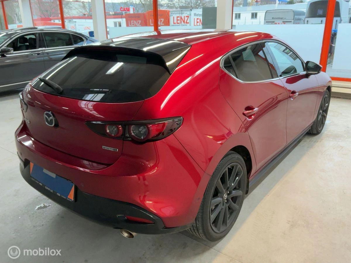 Hoofdafbeelding Mazda 3