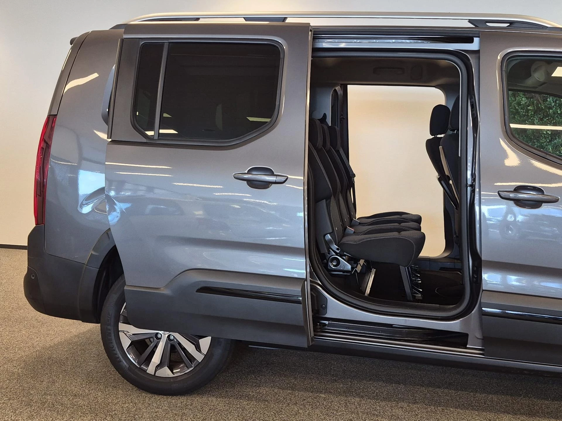 Hoofdafbeelding Peugeot Rifter