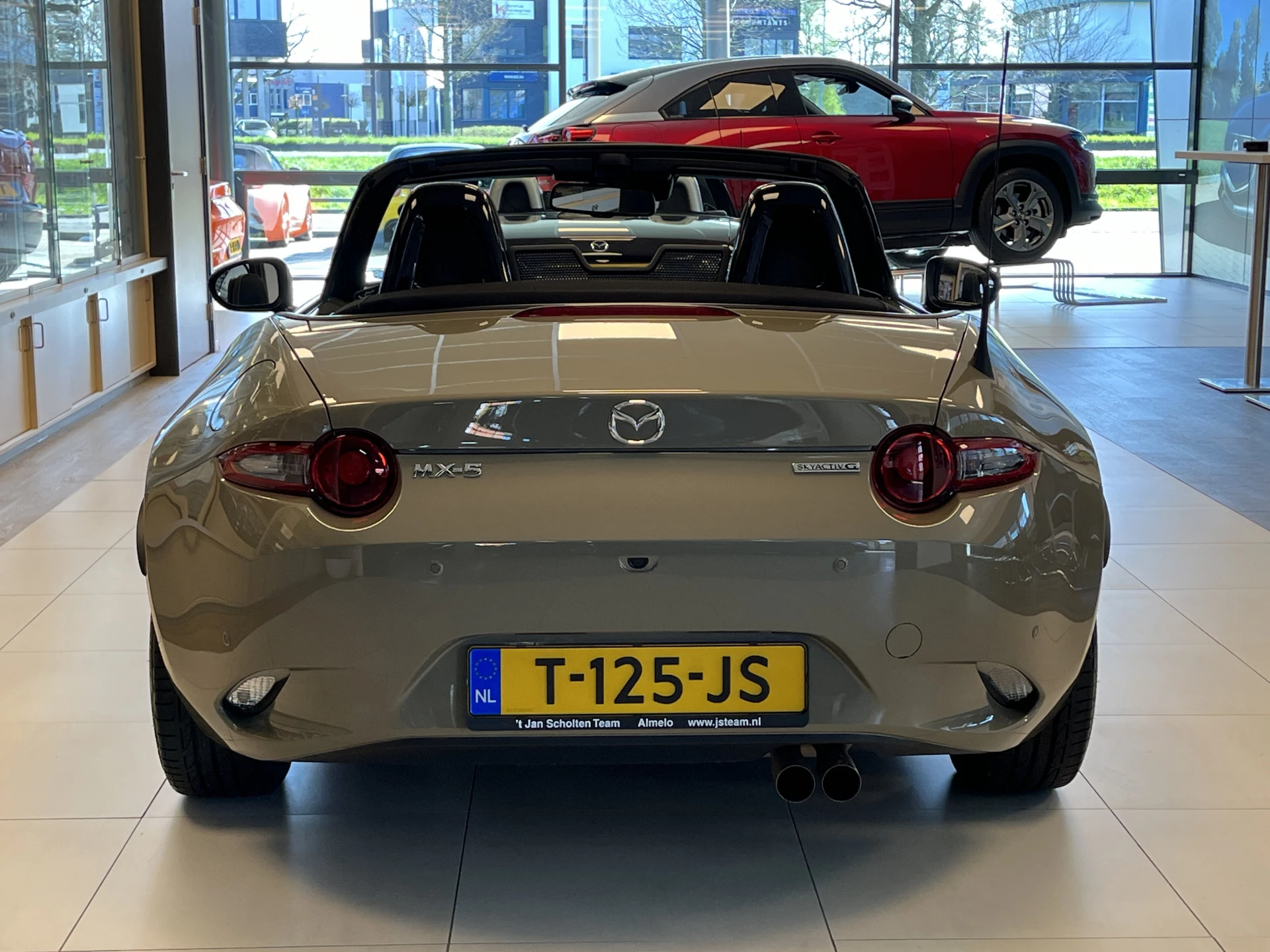 Hoofdafbeelding Mazda MX-5