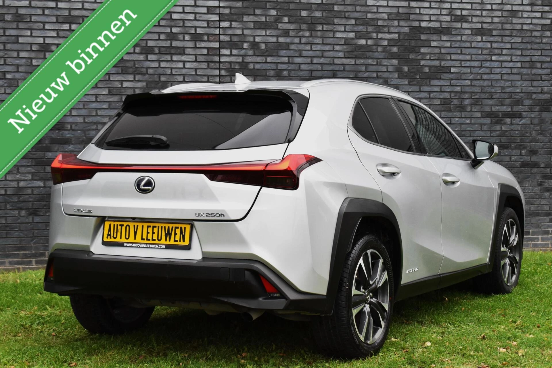 Hoofdafbeelding Lexus UX